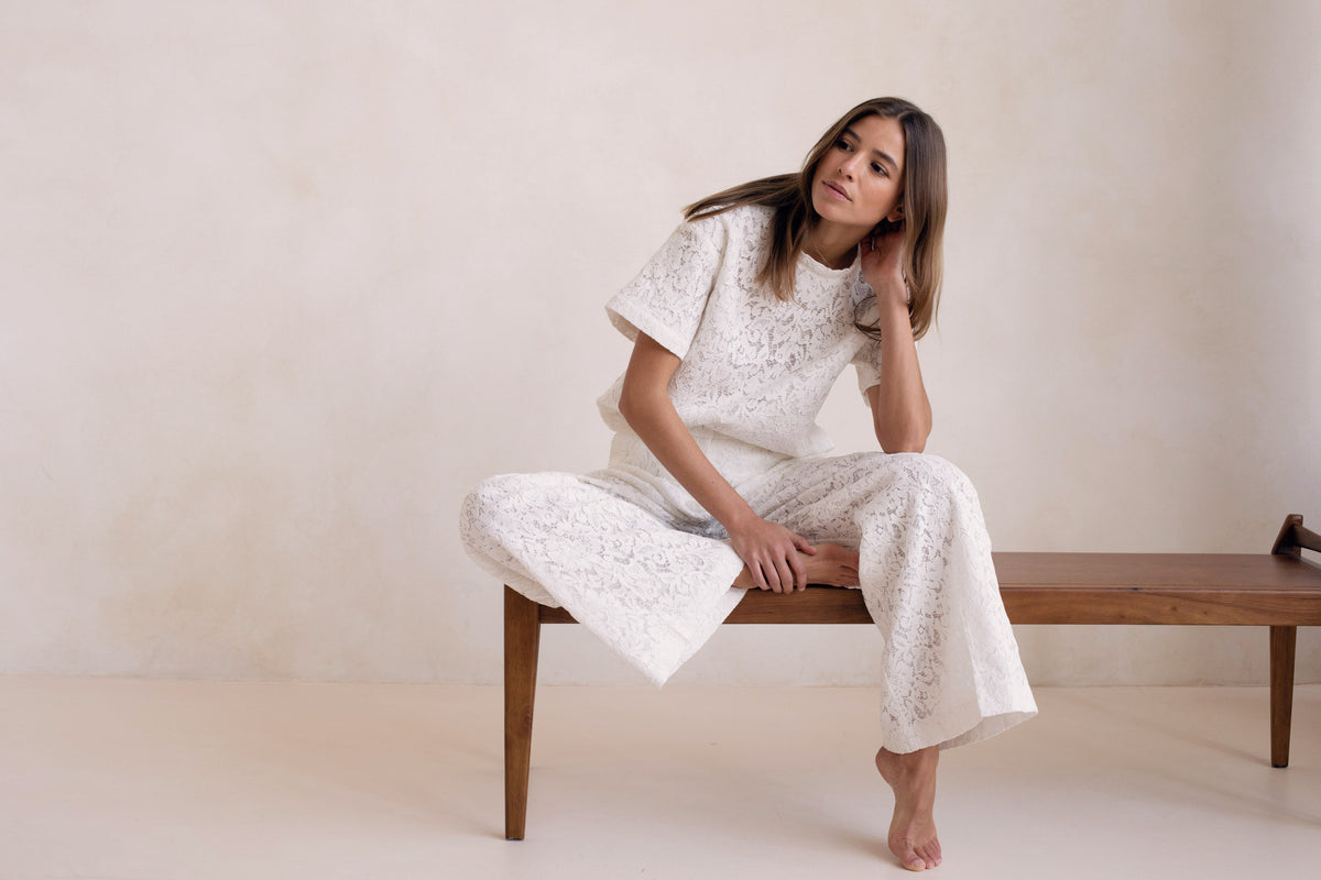 Le Alouettes - Chantilly Lace