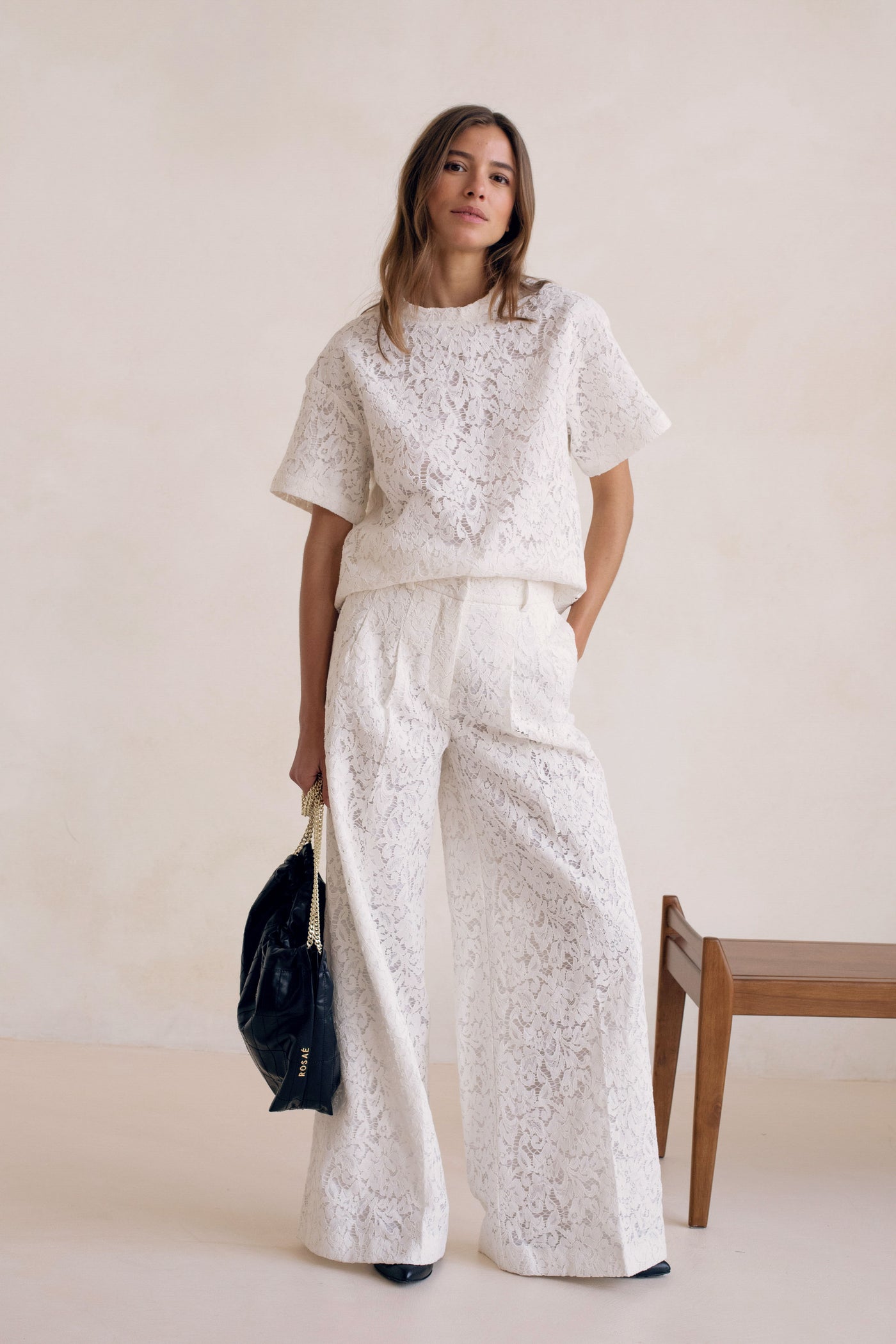 Le Alouettes - Chantilly Lace