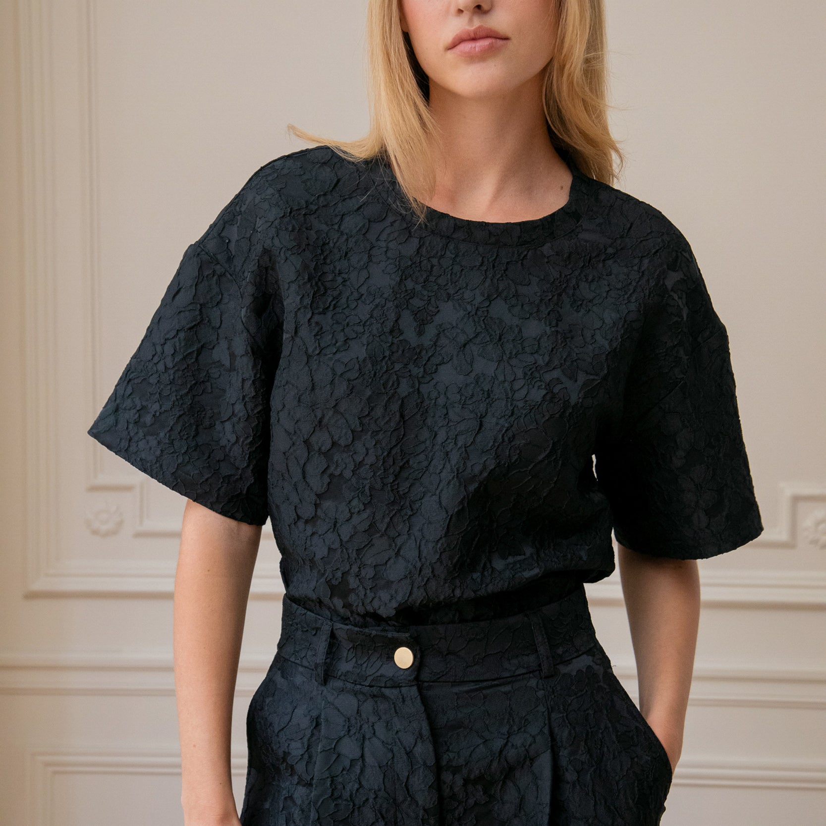 Le Alouettes - Licorice Jacquard