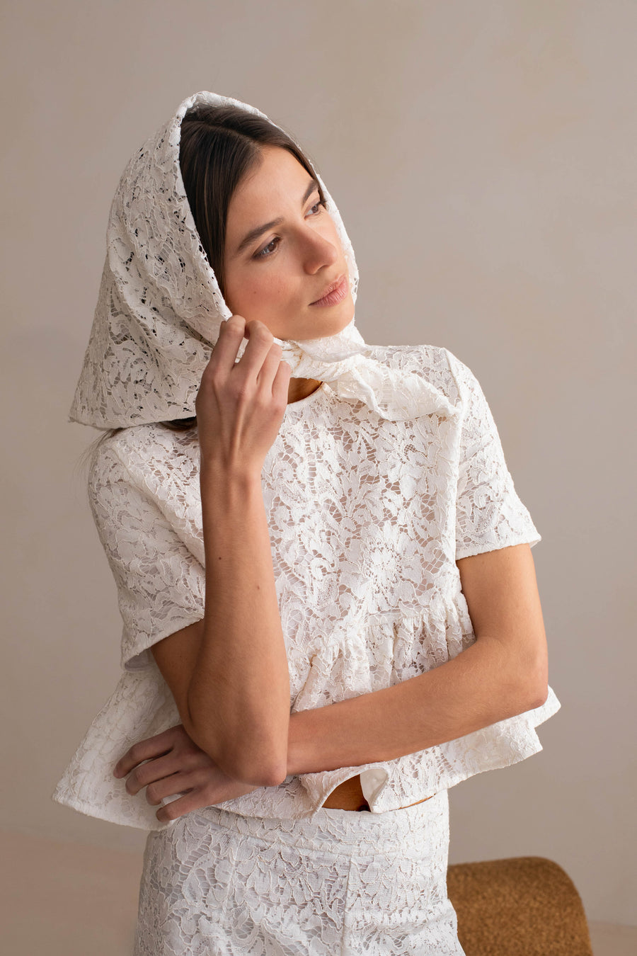 Le Louis - Chantilly Lace