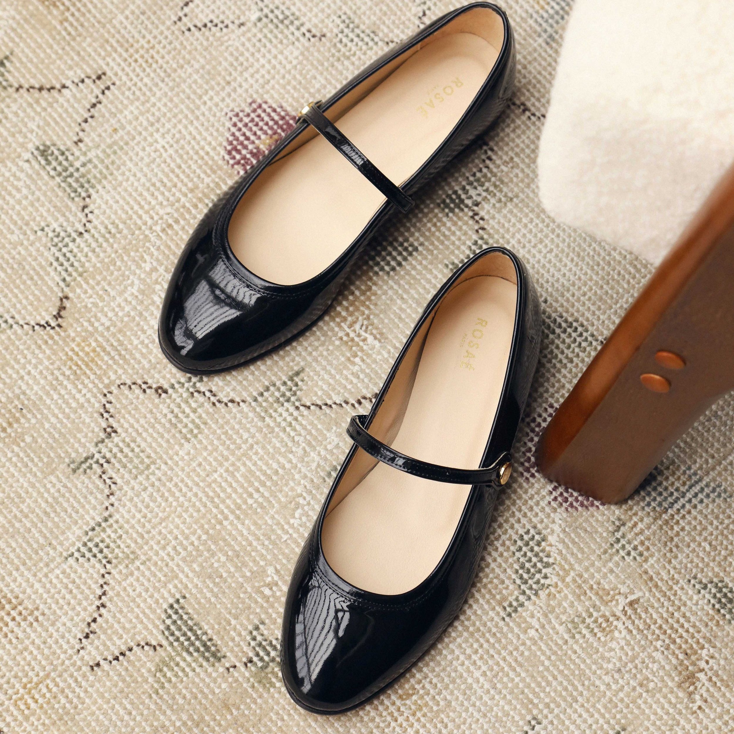 Les Georges - Patent Black
